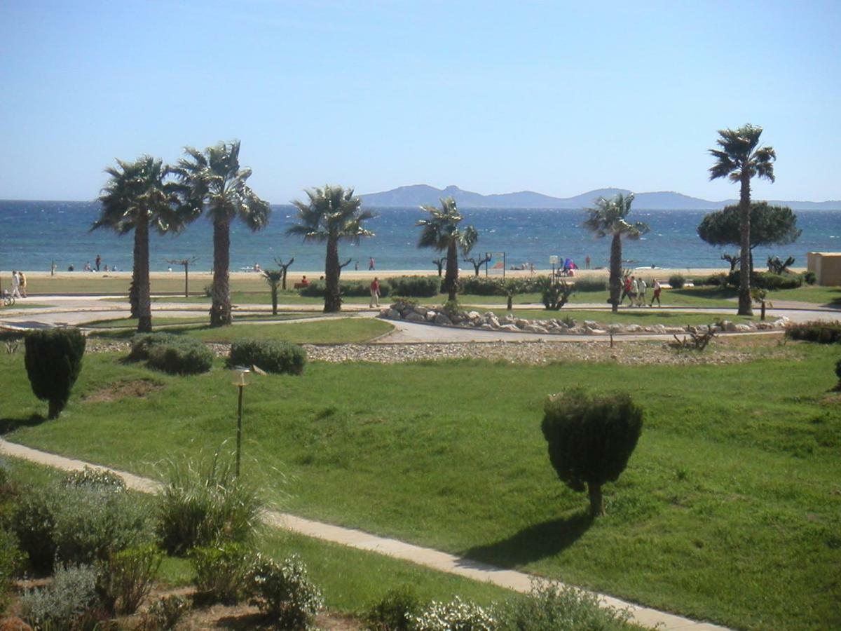 La Londe Les Maures Apartment Екстериор снимка