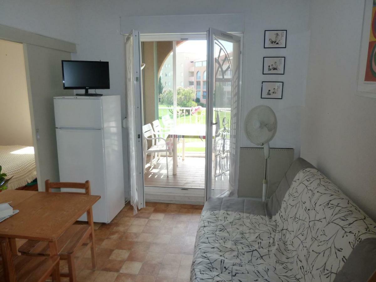 La Londe Les Maures Apartment Екстериор снимка
